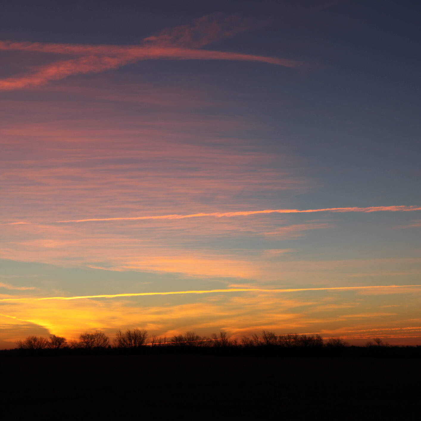 Vibrant evening sky at dusk